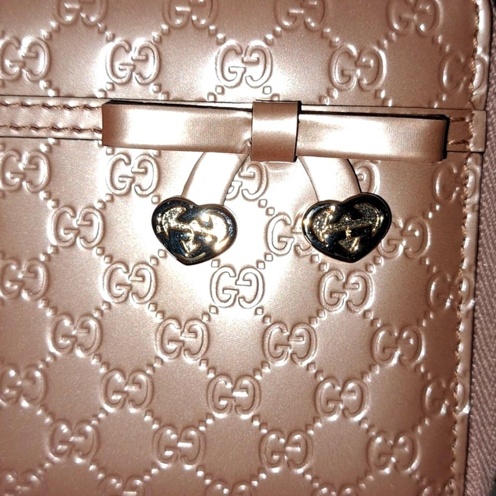 Gucci Micro Guccissima Bow Wallet EUC - Picture 16 of 17